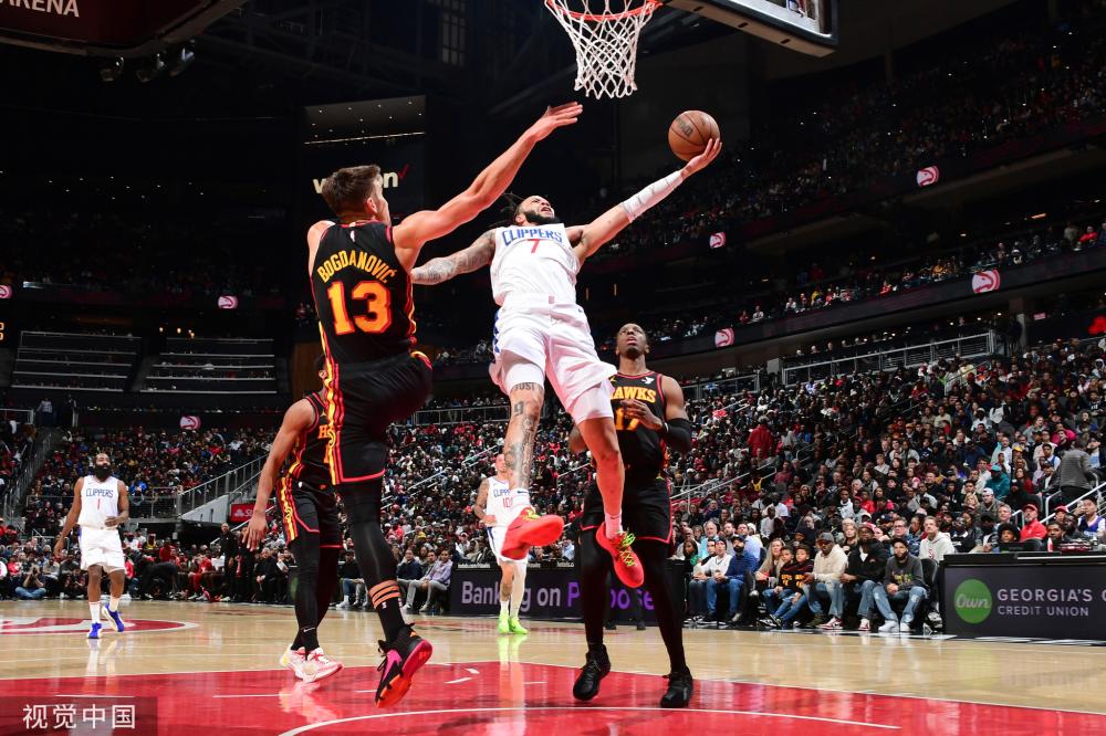 脚低射打破 脚低射打破