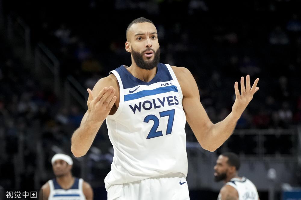 轻球员的互 轻球员的互